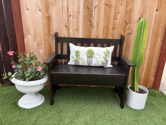 Pottery barn bench for only 75 dollars solid wood