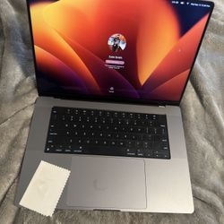 M2 Mac Book