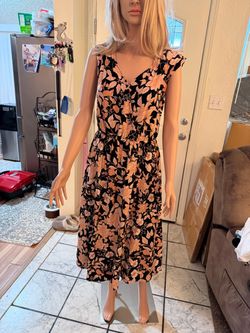 New Women’s Cute Summer Dress size Large