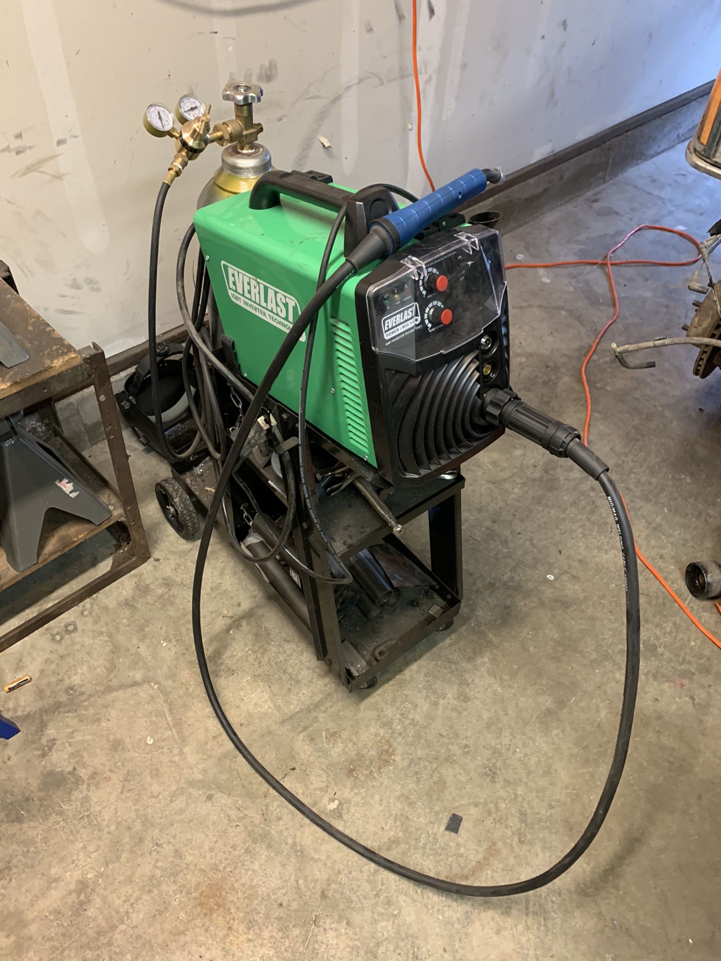 Everlast 140 mig welder for Sale in Puyallup, WA OfferUp