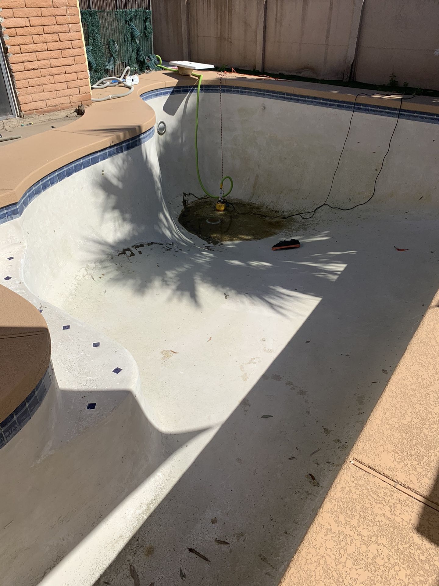 POOL ACID RINSE OR CHLORINE RINSE