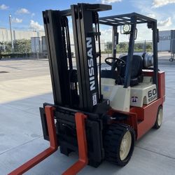 Nissan Forklift 6000 LBS