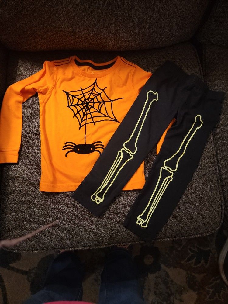 3T Halloween Tees And Pants 