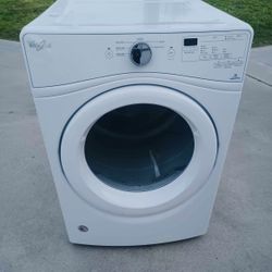 Whirlpool dryer, maximum capacity, working perfectly, I can deliver to your home and it comes with a warranty.