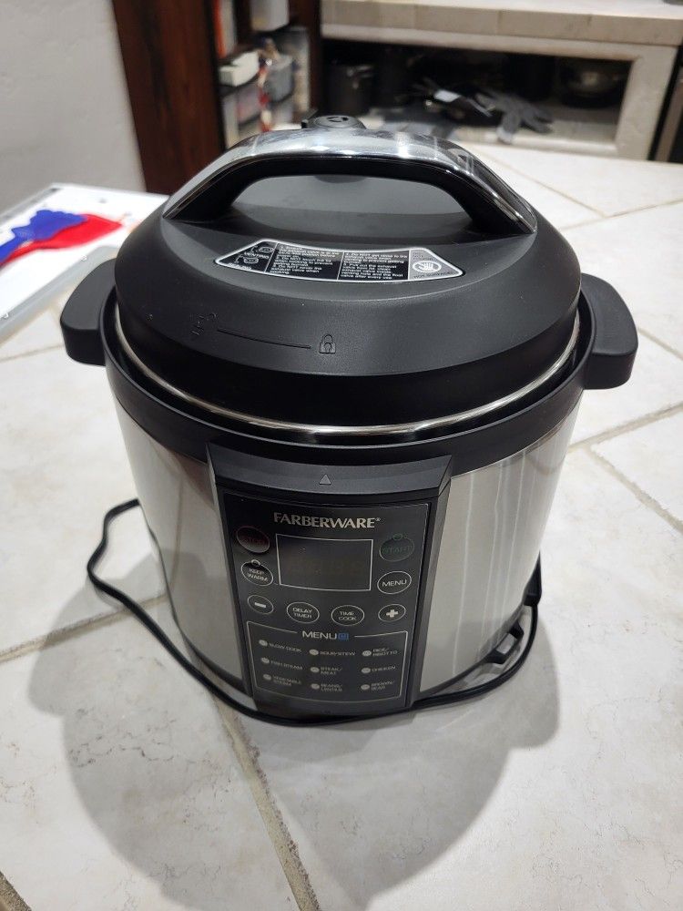 Faberware Pressure Cooker 6 Quart Brand New