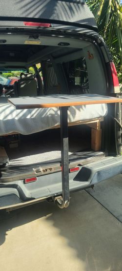 Tow Hitch Table