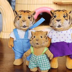 Vintage Sylvanian Forest Families "Barenwald Tigers Family" (Calico Critters)