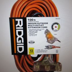 Ridgid 100ft 12 Gauge 3 Plug Indoor/Outdoor Heavy Duty Extension Cord