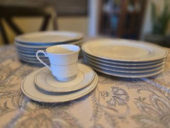 China dinnerware set