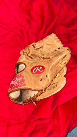 Rawlings baseball glove