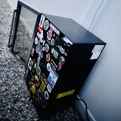 Cigar Humidifier Antartica Star 15 Used Over $1200