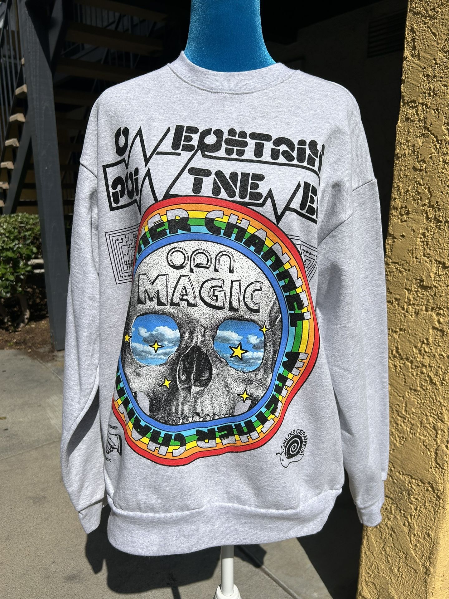 Online Ceramics “Skull Weather Channel” Opn Network Crewneck Size M