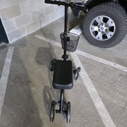 Knee Scooter 