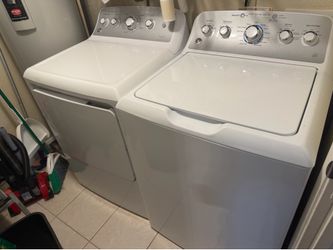 GE washer and dryer