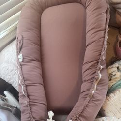 Baby Lounger 