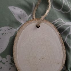 4 Wood Slice Ornaments 