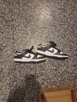 Panda Dunks Sz 9.5 W  (New) $60