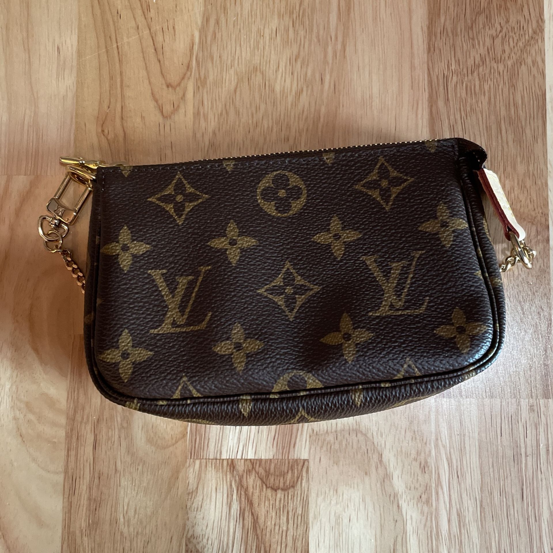 Louis Vuitton Mini Pochette