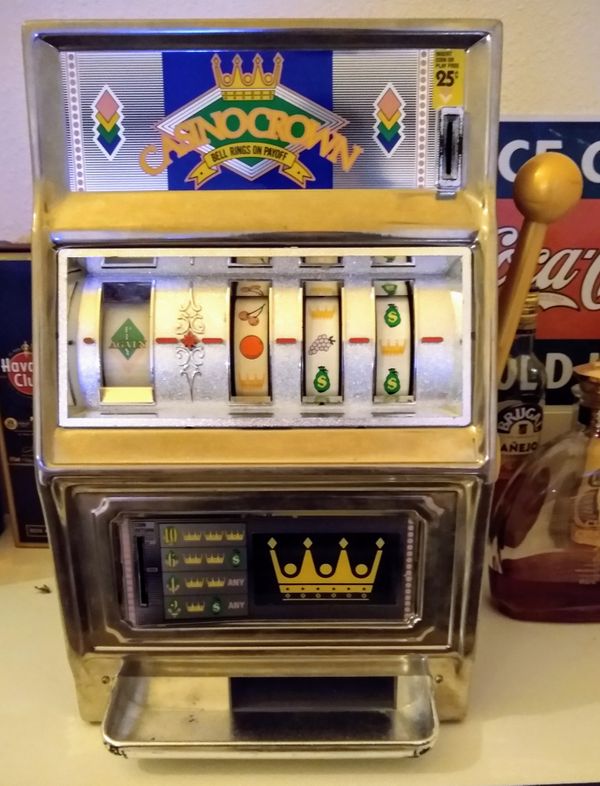 Vintage Waco Casino Crown Slot Machine for Sale in Fort Lauderdale, FL