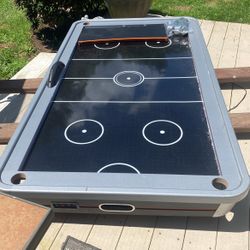 Air Hockey Table