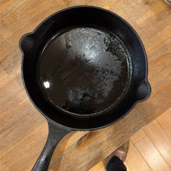 Victoria 10 Inch Cast Iron
