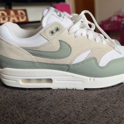 Nike Air Max 1