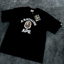 Men’s Tee.. Size: L