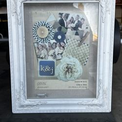 NWT shadow Box