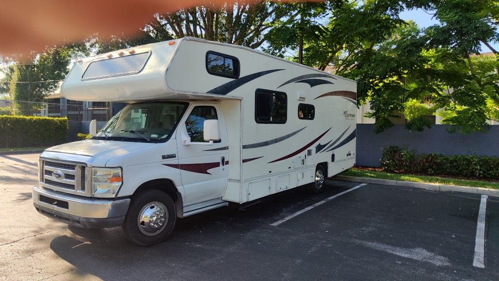 2013 Coachmen 25 Freelander