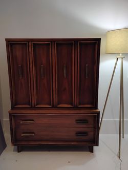 Walnut Vintage Mid-Century Modern MCM 4 -Piece Bedroom Set w/ Mirror