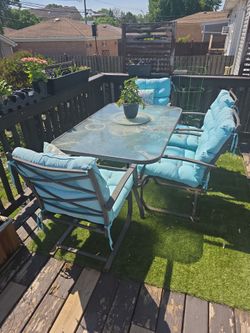 Patio furniture used good condition
