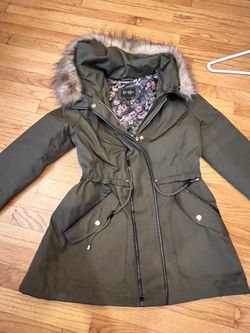Jessica Simpson Coat Large