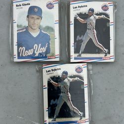 FLEER MLB CARD PACKS MIXED
