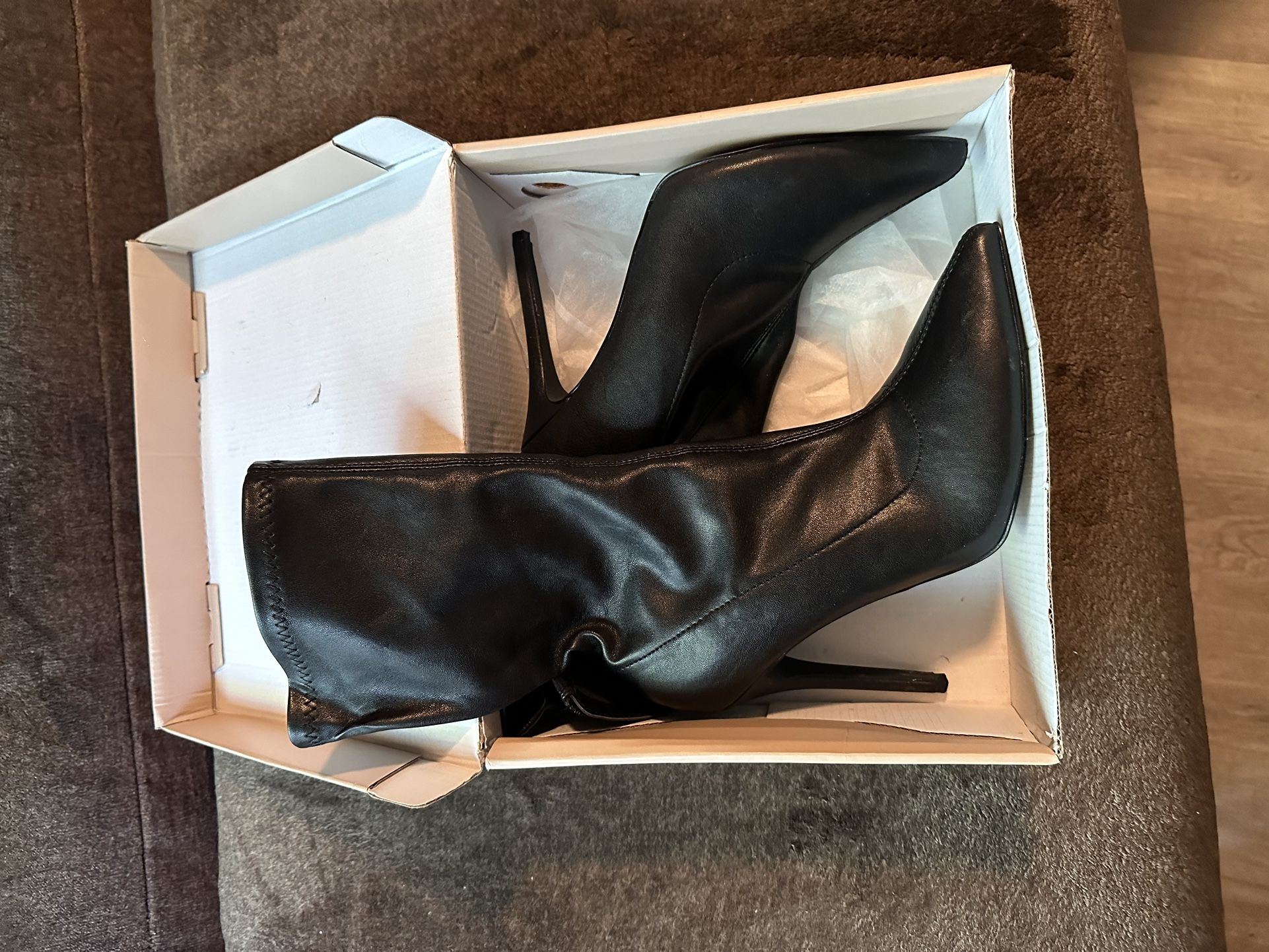 Women Black Booties