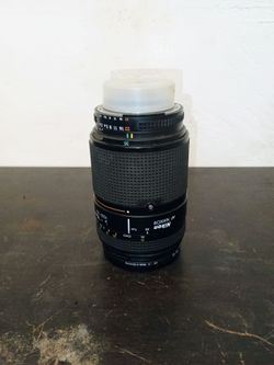 Nikon af 35- 135 zoom lens excellent shape