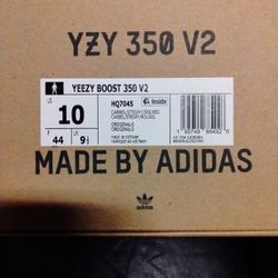 Yeezy Boost 350 V2