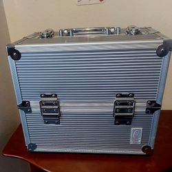 Caboodle TRAIN CASE w/containers XLENT COND