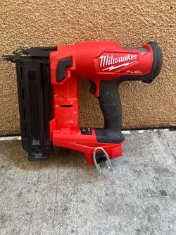 M18 FUEL 18-Volt Lithium-lon Brushless Cordless Gen II 18-Gauge Brad Nailer (Tool-Only)