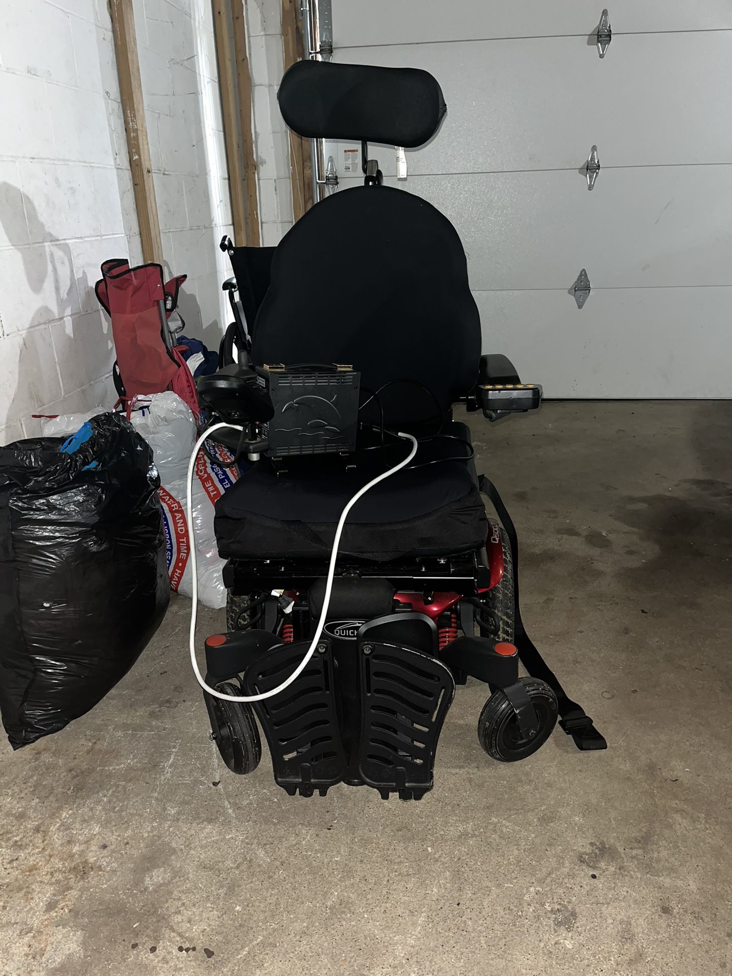 Q500m Electric Wheelchair 