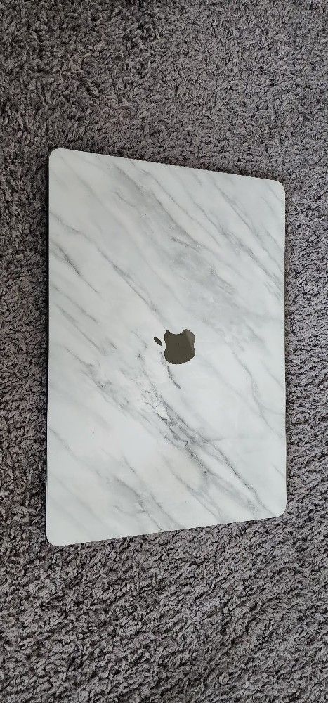 2019 MacBook Pro i7