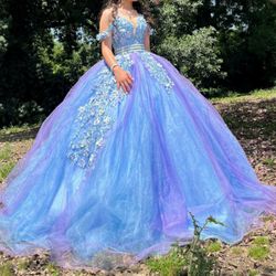 Quince Dress w/petticoat Included