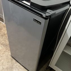 Price Negotiable - Mini Fridge