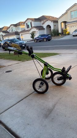 Sun mountain three wheel Golf Club Court excellent condition super light
