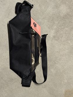 Nike crossbody fanny pack for men & women