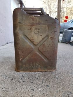 Military vintage gas can