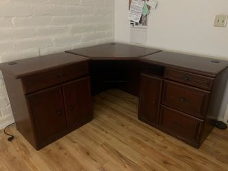 L-Shaped Corner Desk with Storage