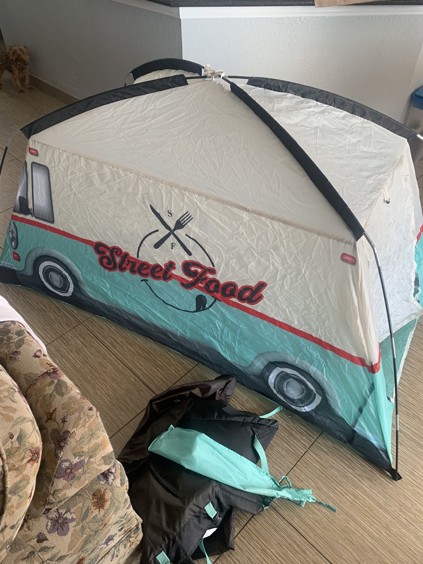 Kids Food Truck Play Tent sleeping Bag and Stool for Sale in Las Vegas NV OfferUp