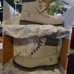 Timberland Men's 6-Inch Premium Waterproof Boots in light brown nubuck