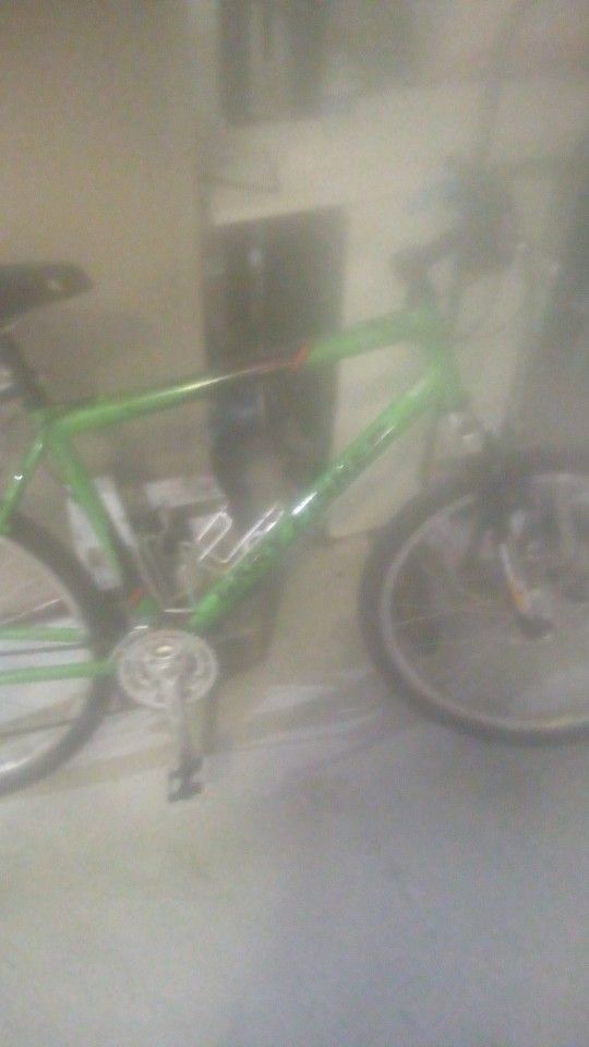 Gary Fisher Mountain Bike Aluminum 28 Speed