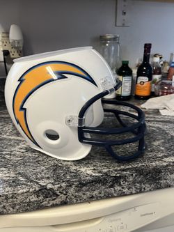 Chargers Helmet Fill Size